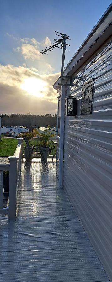 Moonflower Lodge Newton on the Moor Exterior photo